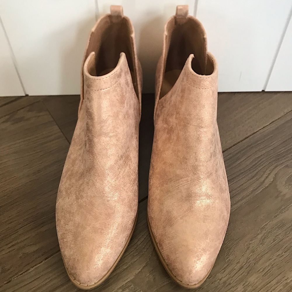 Arider Girl booties / Pink Gold shimmer / side cut out ankle booties/ size 8